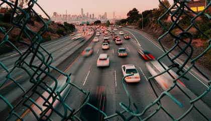 意大利球队宣布签约后卫球员：防线革新与荣耀新篇