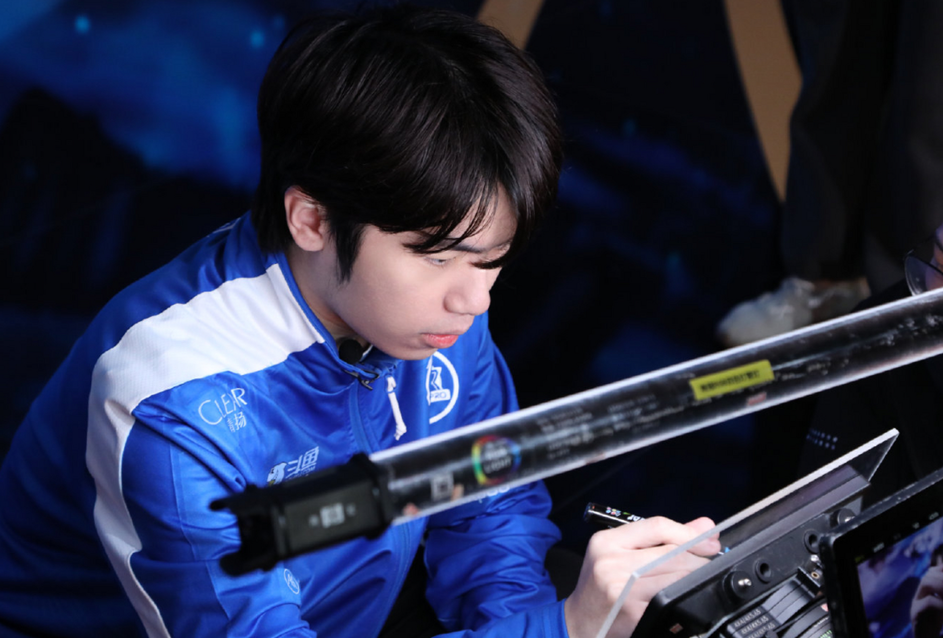 米兰体育网站入口-恩菲尔德队长发声，誓夺世俱杯冠军荣耀的简单介绍