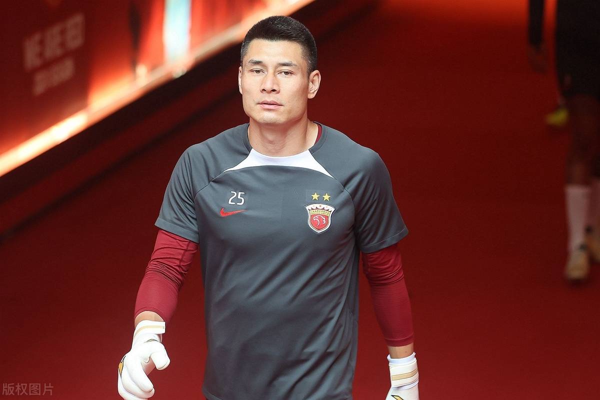 米兰体育培训-东方队伍壮举夺冠，亚洲足球界赛场呈现精彩绝伦的简单介绍