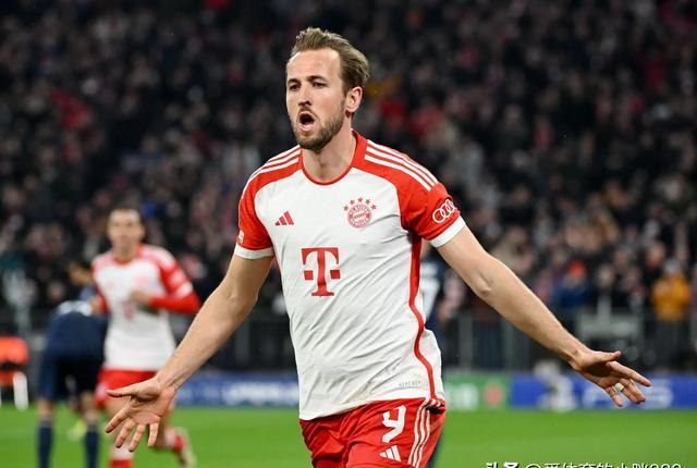 包含霍芬海姆中场大将黯然离队，球队雪上加霜的词条