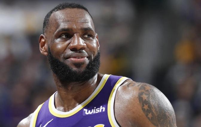 国王外线得分狂猛，轻取老对手的简单介绍