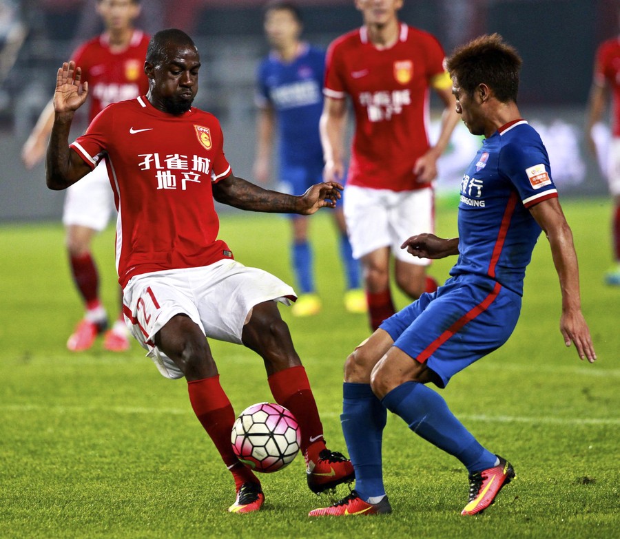 米兰体育入口-重庆客场大胜华夏幸福，喜迎首胜的简单介绍