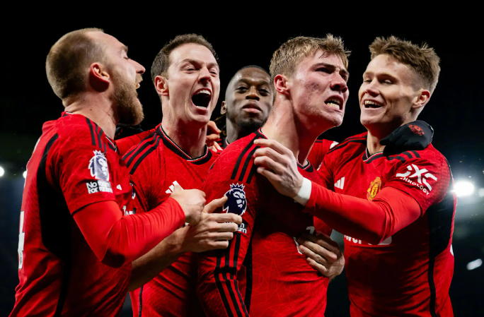 曼联挣扎不堪，降级危机悄然袭来