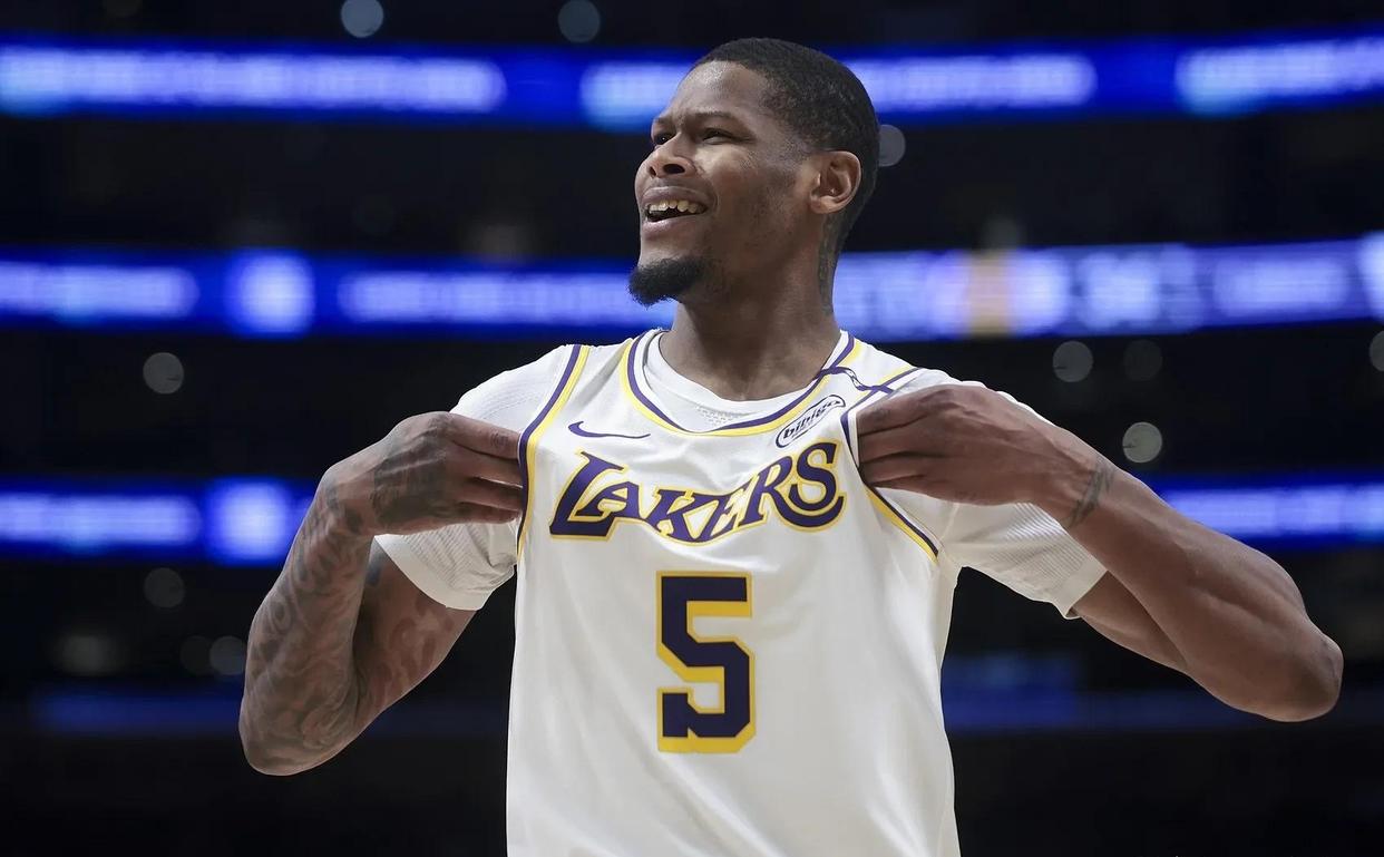 米兰体育网页版入口-关于威廉姆斯正式签约黄蜂，球队期待他的表现的信息