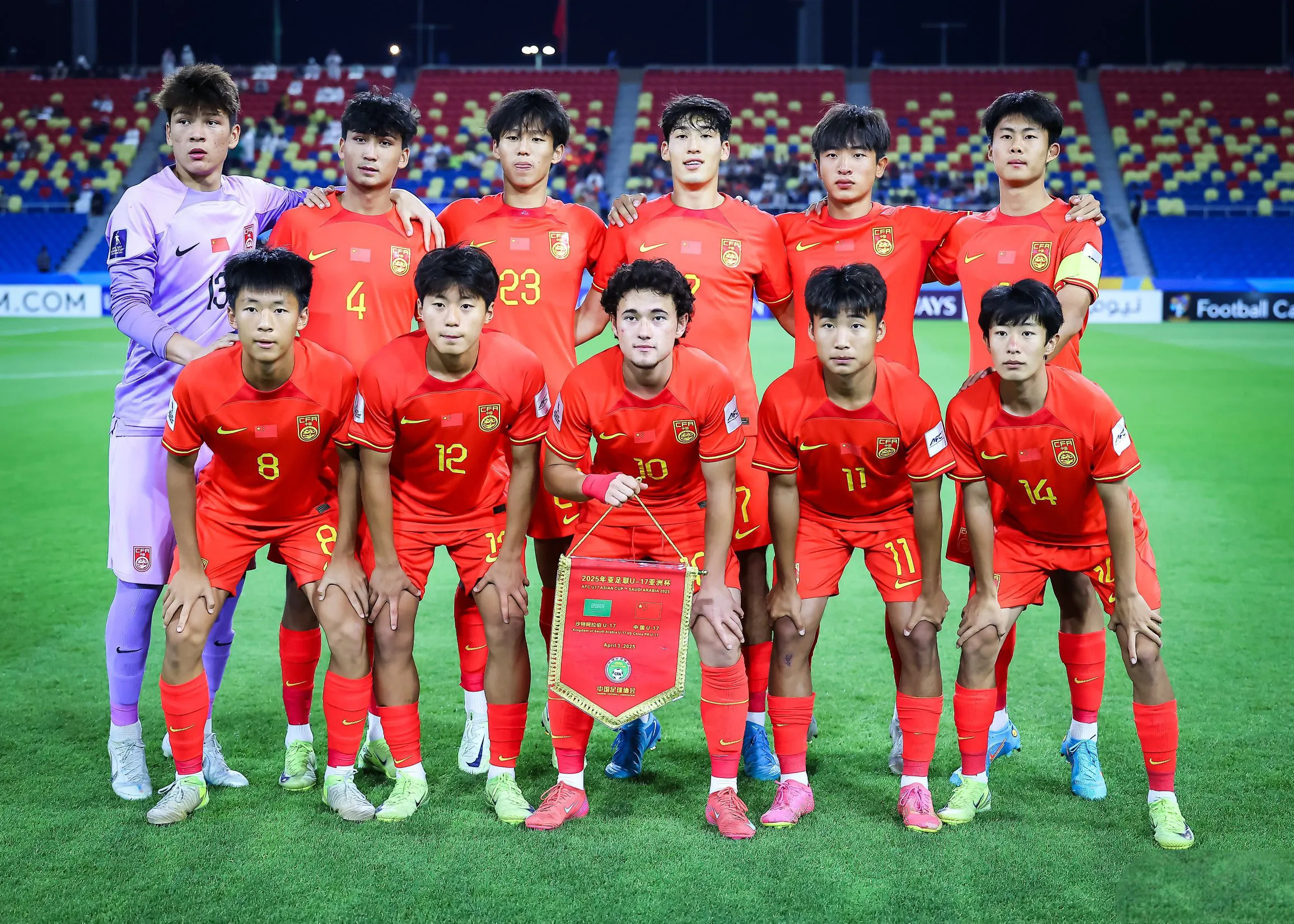 国家队战胜强敌，成功晋级下一轮比赛