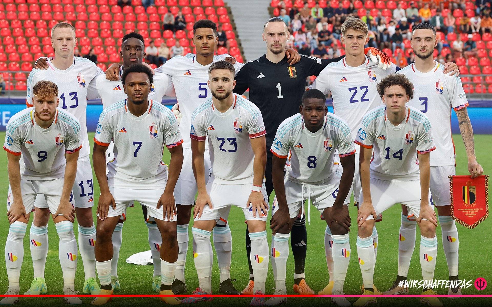 米兰体育app下载-斯洛文尼亚惊艳表现，成功晋级欧洲杯的简单介绍