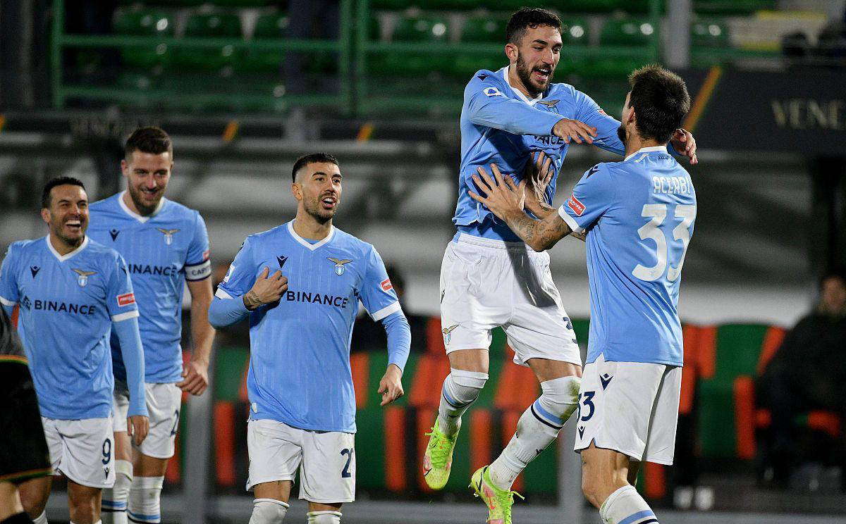 拉齐奥战胜萨索洛，继续保持欧战席位