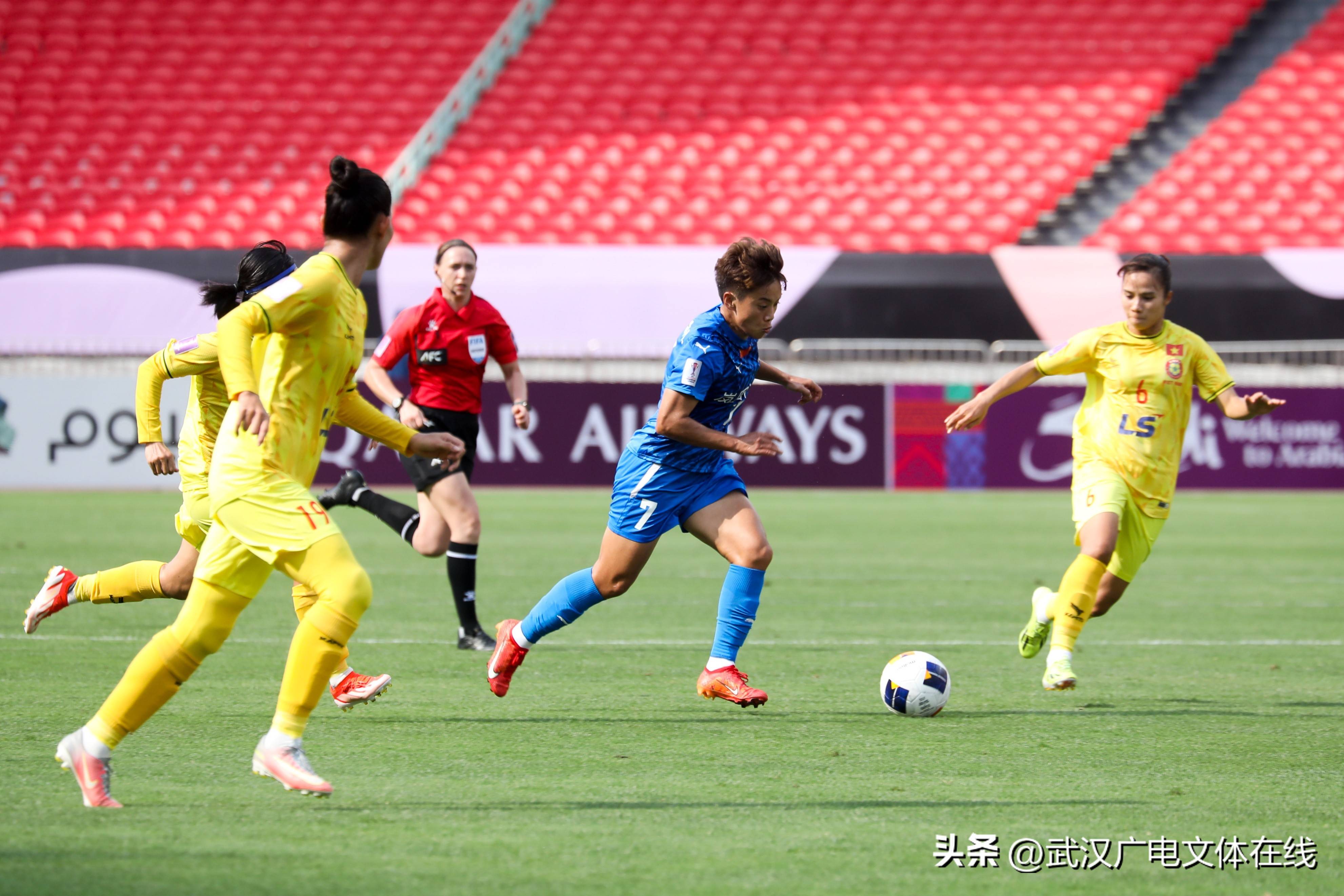 四川女足备战下场较量，备受期待