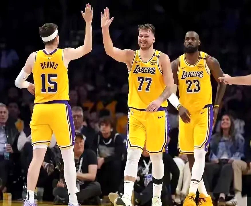 米兰体育app-关于鹈鹕重建计划获进展,球队战绩逐渐回升的信息