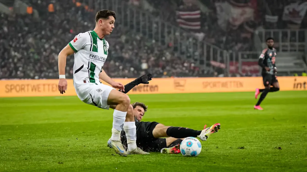 门兴格拉德巴赫队连胜在望，表现抢眼的简单介绍