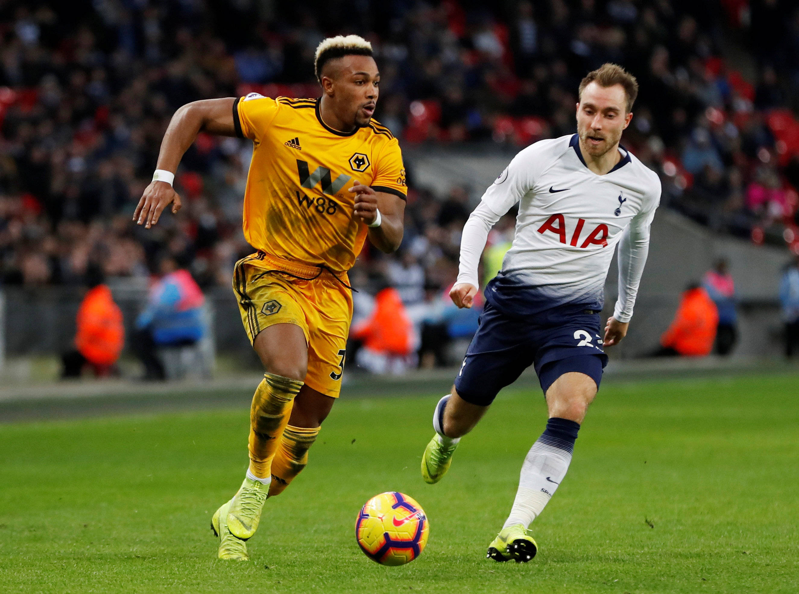 狼队主场击败对手，欧战资格再上一层楼的简单介绍